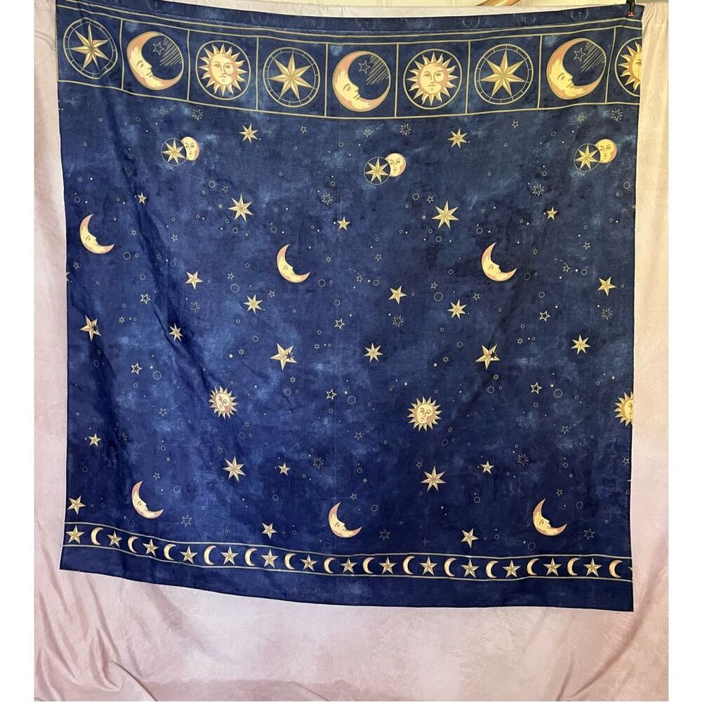 Vintage 90s/Y2K Celestial Shower Curtain